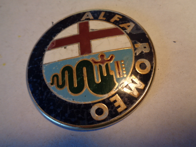 Alfa Romeo Spider badge , emblem