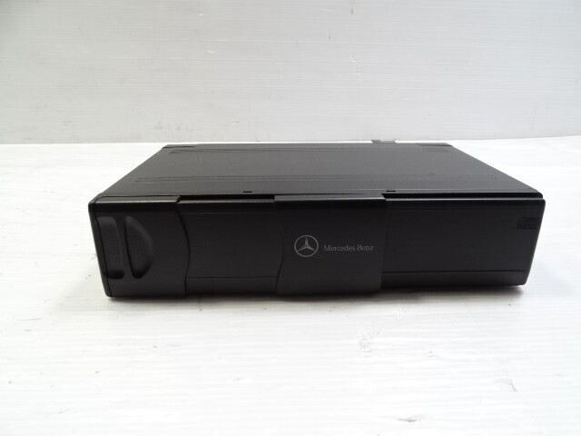 Mercedes R129 SL500 CD changer 2038209089