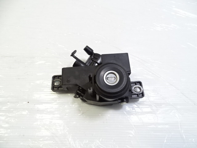 Mercedes R129 SL500 trunk lock