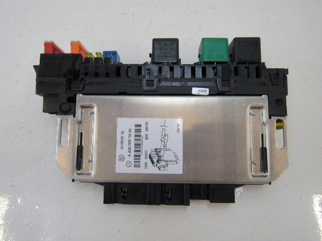 Mercedes R230 SL500 SL55 module, SAM right front 2309001600