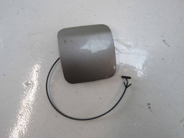 Mercedes R230 SL500 SL55 cover, jack hole 2306983830 right front cubanite silver