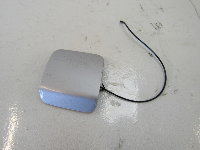 Mercedes R230 SL500 SL55 cover, jack hole 2306980754 right front brilliant silver