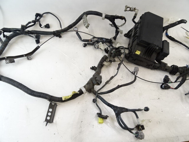 11 Lexus GX460 wiring harness w/ fuse box, engine room 82111-60p20 | eBay