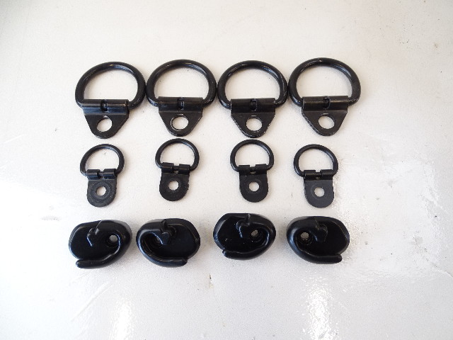 Mercedes W463 G63 G550 cargo cover / net hooks set