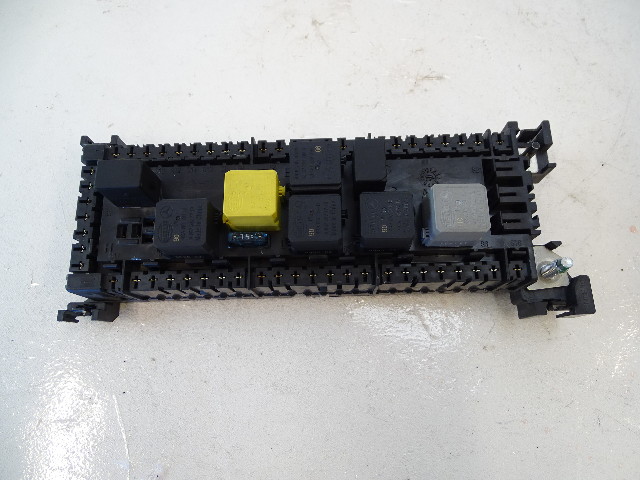 Mercedes W463 G550 G63 fuse box, left rear 1669063901