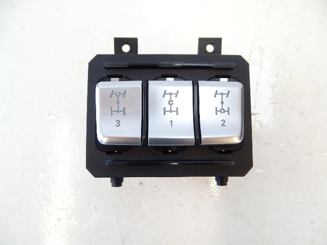 Mercedes W463 G550 G63 switch, differential lock 4639000601