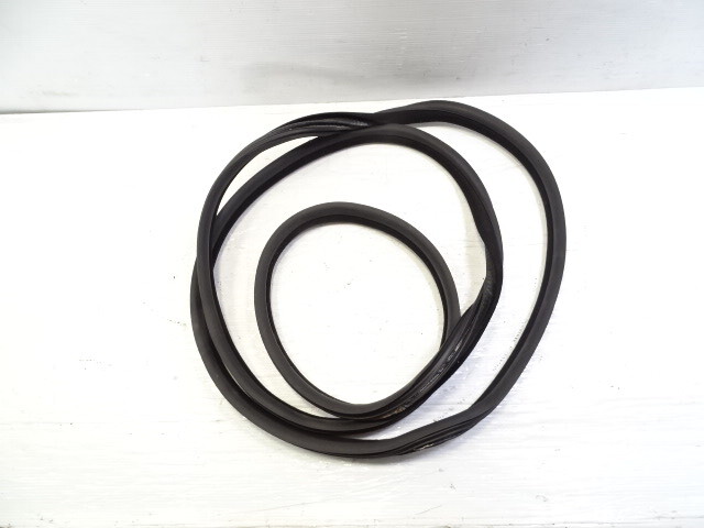 Mercedes W463 G63 seal, weatherstrip, door opening, left rear, black