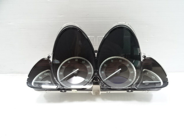 05 Mercedes R230 SL500 instrument cluster, speedometer, 2305407611