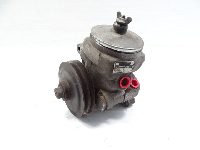 81 Mercedes R107 380SL power steering pump