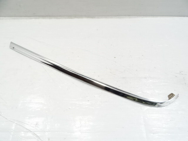 81 Mercedes R107 380SL trim, hardtop moulding, left rear, lower
