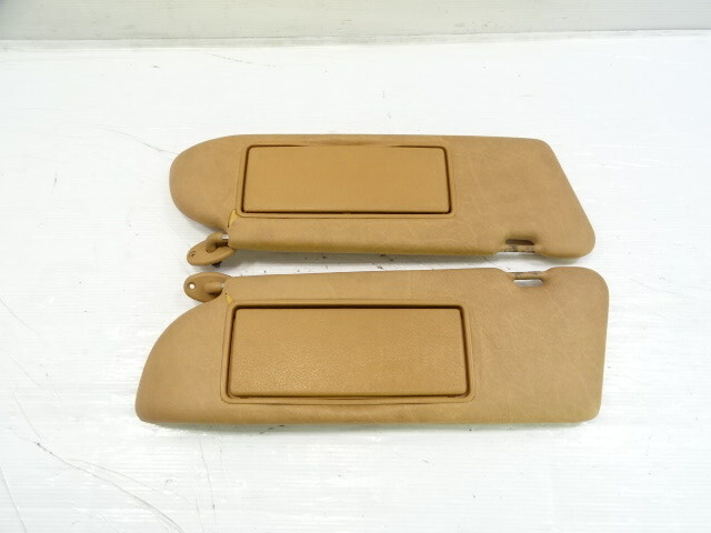 87 Mercedes W126 420SEL sunvisors, left and right, palomino