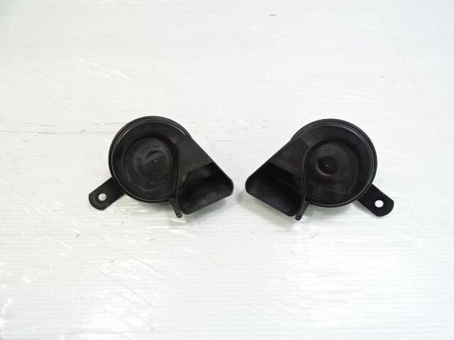 Mercedes R230 SL55 SL500 horn set, high and low tone, bosch, 2305420320 2305420420