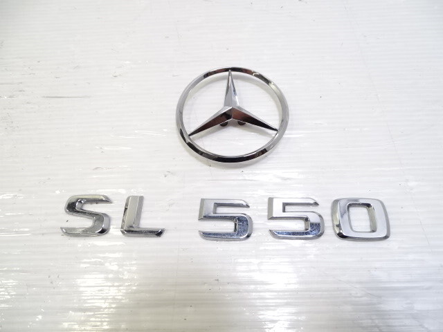 Mercedes R230 SL550 emblem set, on trunk lid SL550