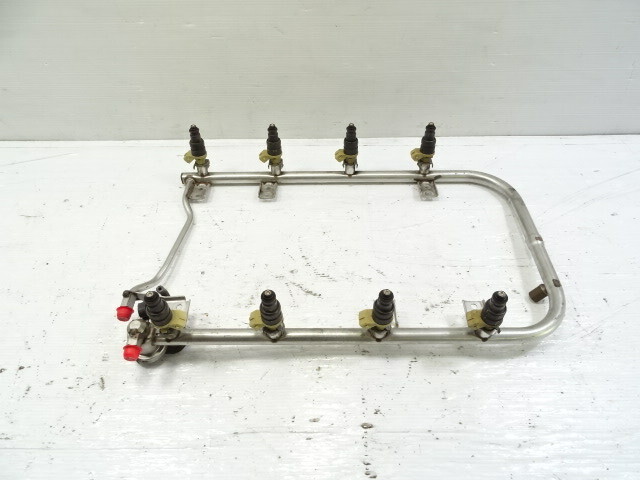 96 Mercedes R129 SL500 fuel rail w/injectors, Seimens 0000788323