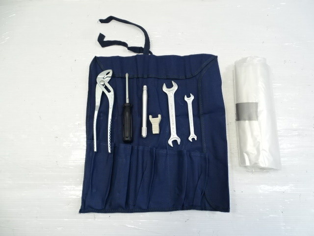 04 Mercedes R170 SLK320 tool kit