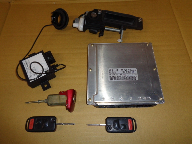 04 Mercedes R170 SLK320 module, engine ecu, 1121535779