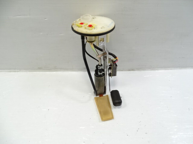 2000 Lexus LX470 fuel pump assembly 23221-66040