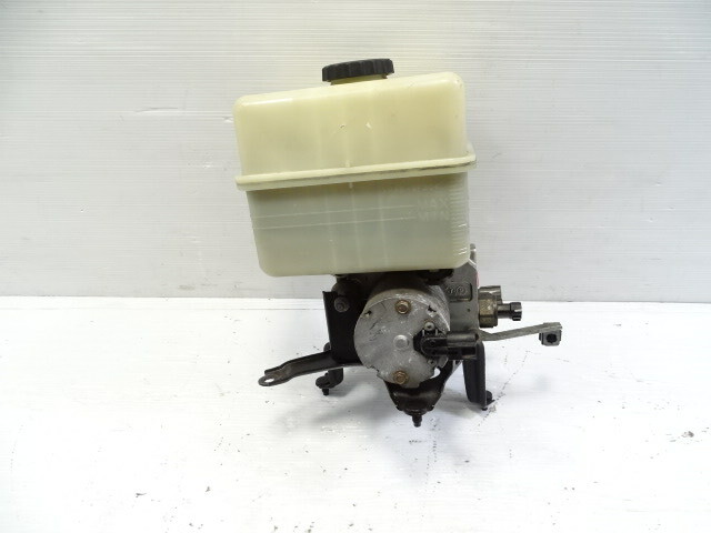 2000 Lexus LX470 pump & motor assembly, suspension 48910-60012