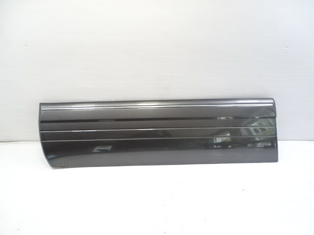 2000 Lexus LX470 trim, door moulding, left front 75072-60030