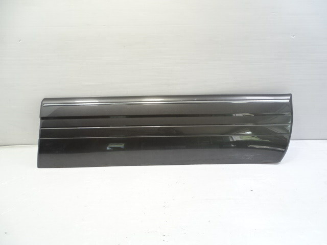 2000 Lexus LX470 trim, door moulding, right front 75071-60030