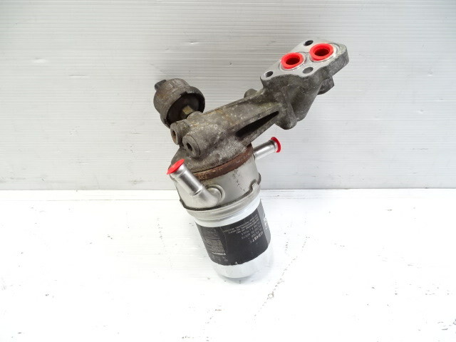 2000 Lexus LX470 engine oil filter housing, w/oil cooler, 15710-50020