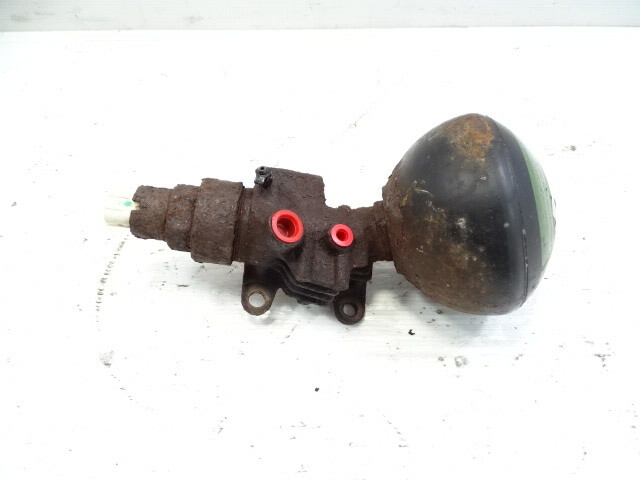 2000 Lexus LX470 accumulator, suspension, left rear 49052-60020