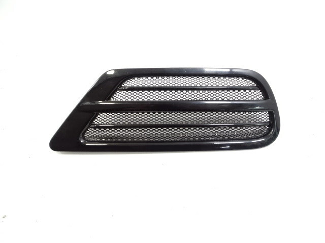 2000 Lexus LX470 trim, vent louver quarter, left 62906-60060
