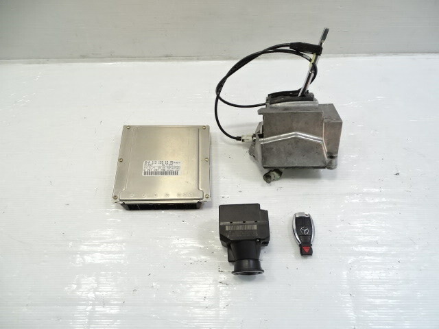 03 Mercedes R230 SL500 engine ignition ecu computer key fob & shifter 1131531279