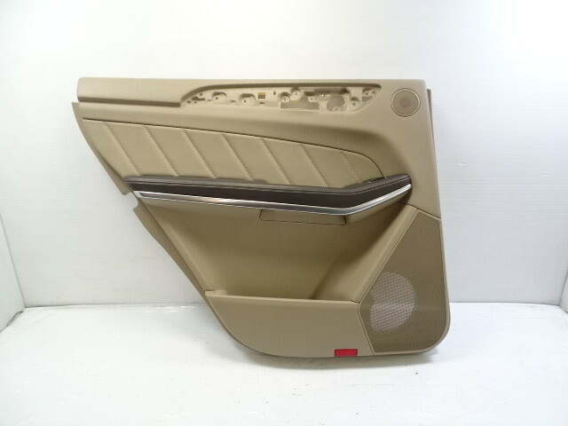 13 Mercedes X166 GL450 door panel, left rear, beige / brown