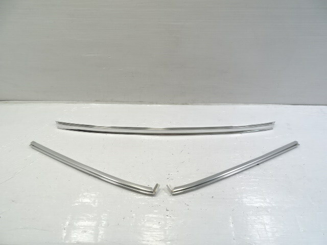 85 Mercedes R107 380SL trim set, windshield surround, chrome, rear, hard top