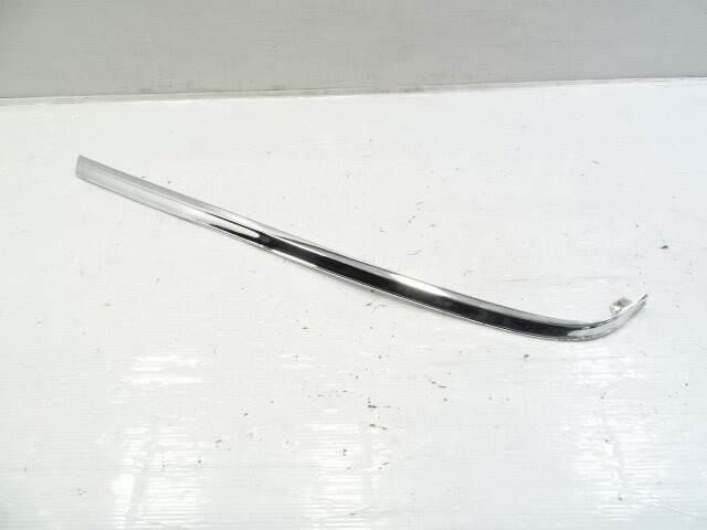 85 Mercedes R107 380SL trim, hardtop moulding, left rear, lower
