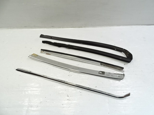 85 Mercedes R107 380SL trim set, exterior, windshield side pillar, right, chrome RH