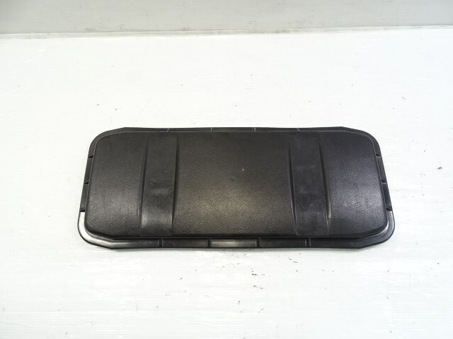 85 Mercedes R107 380SL battery cover lid 1078430105