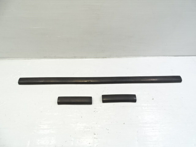85 Mercedes R107 380SL trim set, bumper rubber strips, rear
