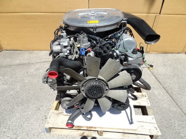 85 Mercedes R107 380SL engine, motor V8 M116 149,808 miles