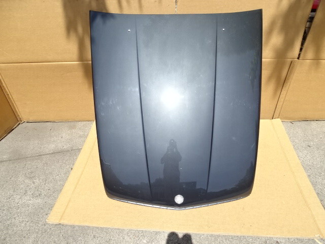 85 Mercedes R107 380SL hood