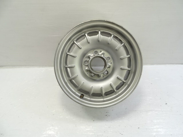 85 Mercedes R107 380SL wheel, 6.5x14 1264002102 silver