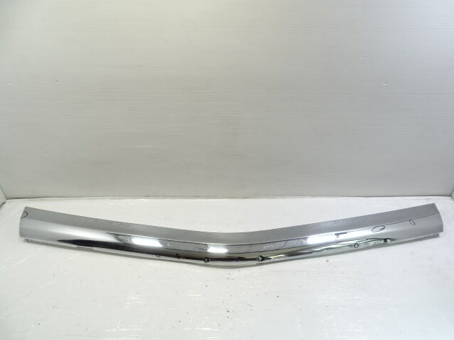 85 Mercedes R107 380SL trim, front bumper chrome