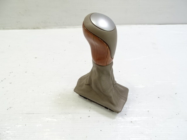 03 Mercedes R230 SL500 gear shift knob, shifter beige w/wood 2302671010