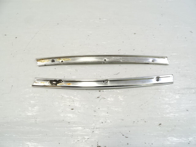 83 Mercedes 380SL trim set, hardtop mouldings for quarter window