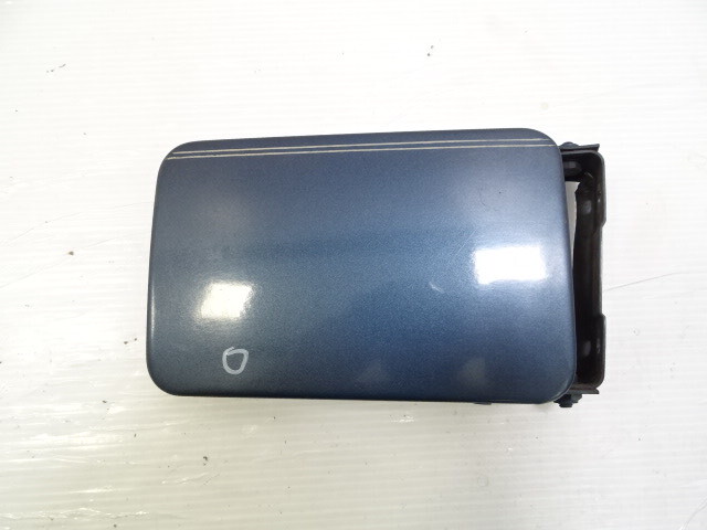 83 Mercedes 380SL gas fuel door lid