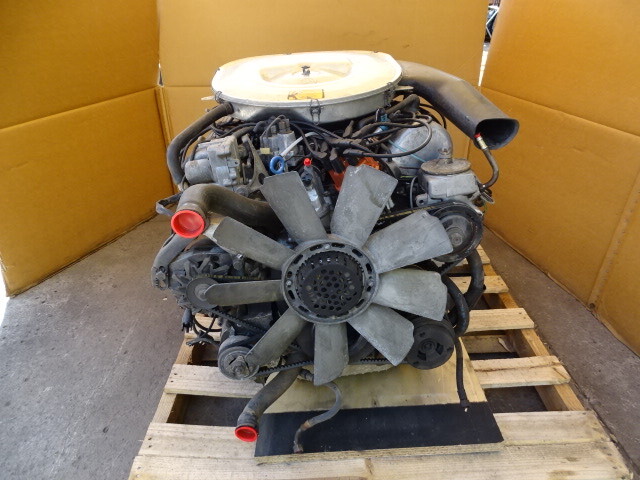 83 Mercedes 380SL engine, motor V8 M116 187,901 miles