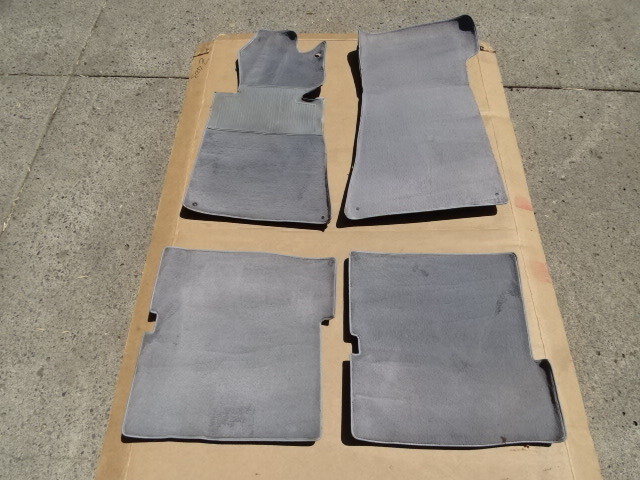 83 Mercedes 380SL carpet set, interior floor, gray