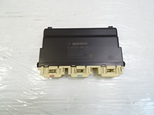 2018 Mercedes W205 C63 Sedan module, seat control, right front, 2059005222