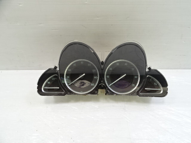 04 Mercedes R230 SL500 instrument cluster, speedometer, 2305405211 03-04 FOR PARTS