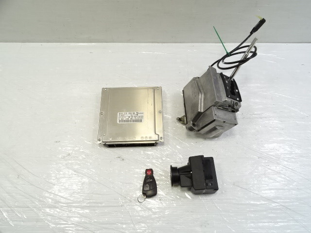 04 Mercedes R230 SL500 engine ignition ecu computer key fob & shifter 1131535479 keyless go