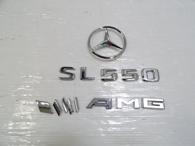 04 Mercedes R230 SL500 emblem set, on trunk lid SL55 SL550 AMG