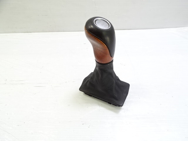 04 Mercedes R230 SL500 gear shift knob, black w/wood 2302671710