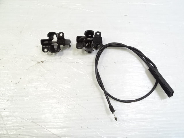 05 Mercedes W209 CLK55 lock, hood latch w/cable, 2038800060