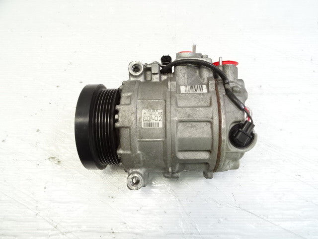 03 Mercedes R230 SL500 AC compressor 0012300211 7SEU17C